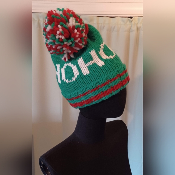 A Forever21 Ho Ho Pom Pom Beanie Cap Hat - Picture 2 of 4